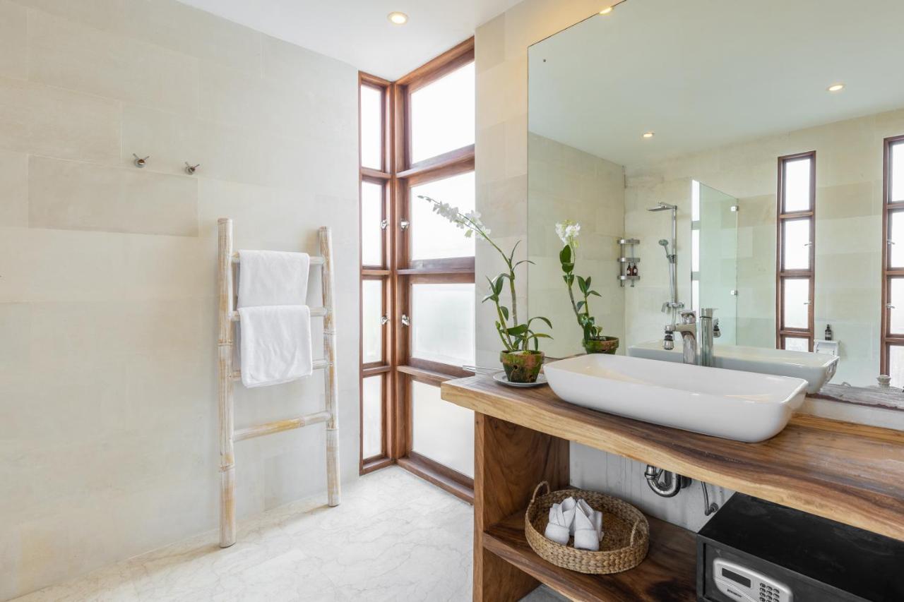 Villa Lumut 3 Bedrooms Central Seminyak Eksteriør billede