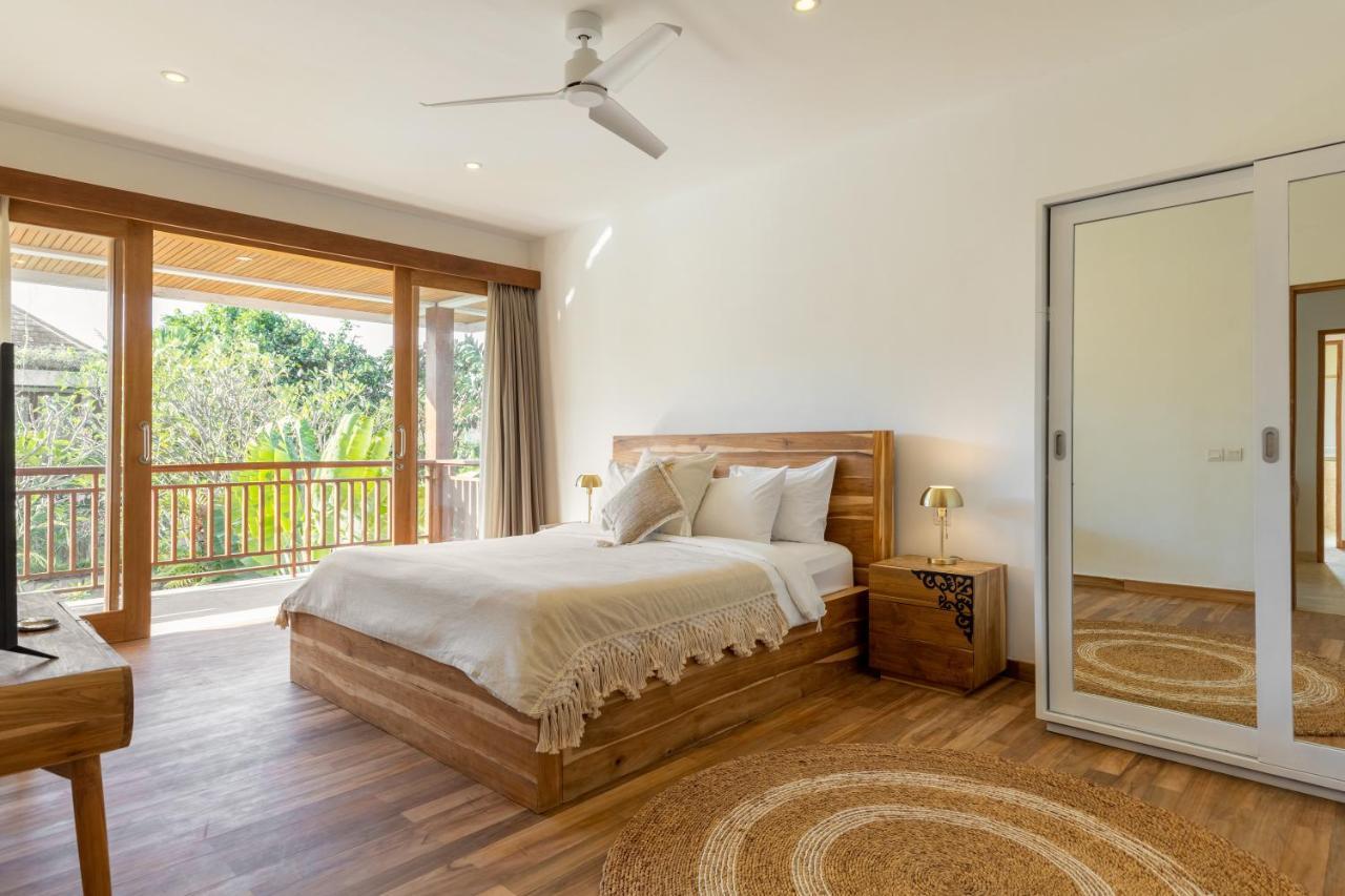 Villa Lumut 3 Bedrooms Central Seminyak Eksteriør billede