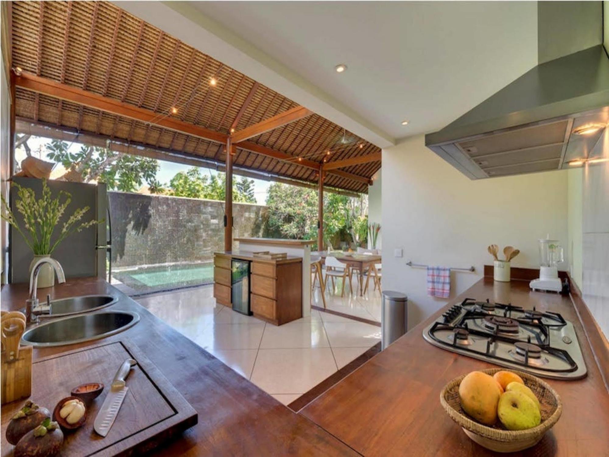 Villa Lumut 3 Bedrooms Central Seminyak Eksteriør billede